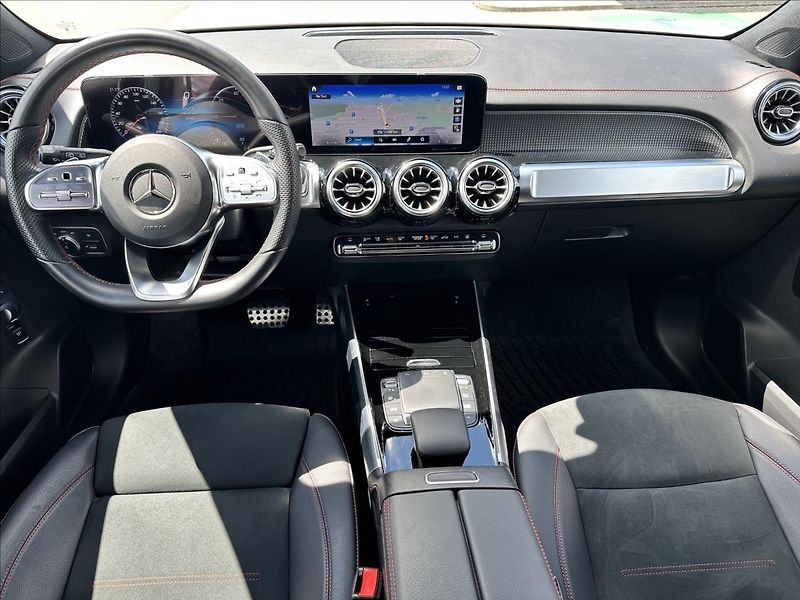 Mercedes-Benz EQB 250 AMG linie - fotka 9 z 13
