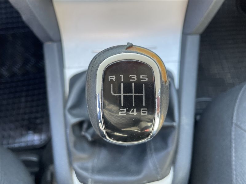 Škoda Octavia 2,0 TDi 103kw CFH Euro5 - fotka 17 z 32