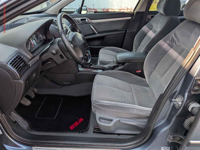 Peugeot 407 (2006) 1.6HDi, Panorama, AC - fotka 10 z 14