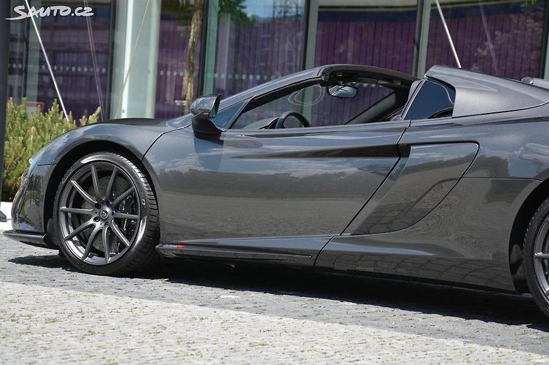 McLaren 650S Spider Nový vůz Top Výbava - fotka 9 z 39