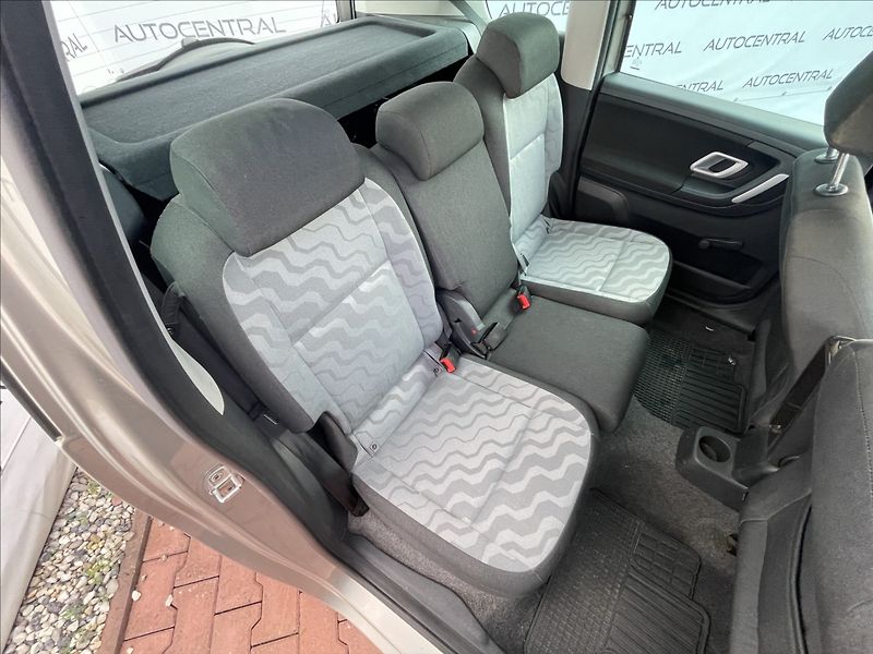 Škoda Roomster 1,4 i,16V,STK 4/28 - fotka 19 z 21