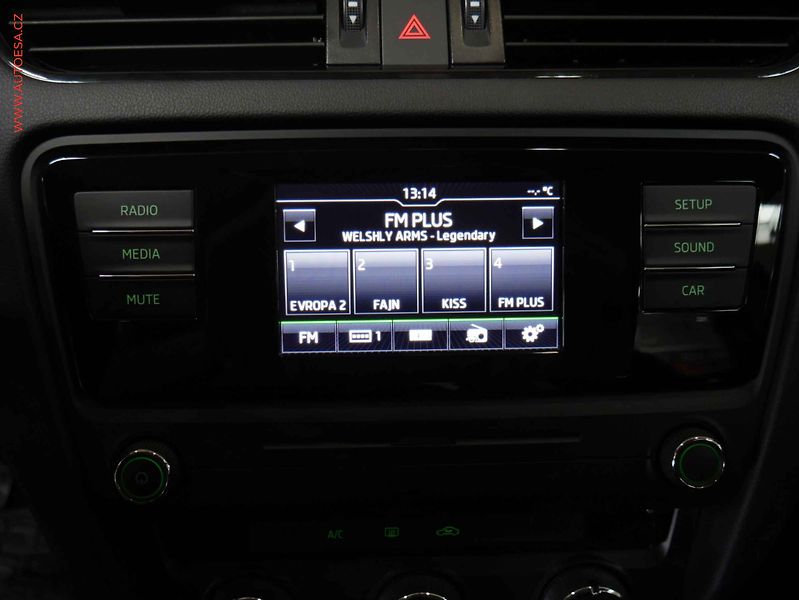 Škoda Octavia (2016) 1.2 TSi, 2.maj,ČR, AC - fotka 14 z 17