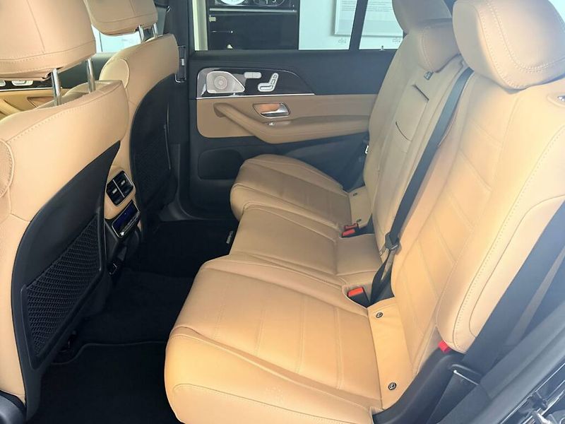 Mercedes-Benz GLS (2026) 350 d 4MATIC - fotka 3 z 6
