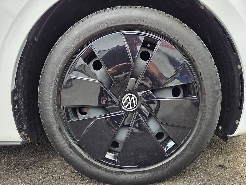 Volkswagen ID.3 (2022) Pro 150kW 62kWh - fotka 33 z 34