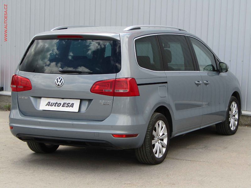 Volkswagen Sharan (2014) 2.0TDi, ČR, AC, xenon, park - fotka 4 z 25