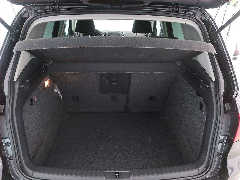 Volkswagen Tiguan (2014) 2.0 TDI, Serv.kniha, Tempomat - fotka 14 z 17