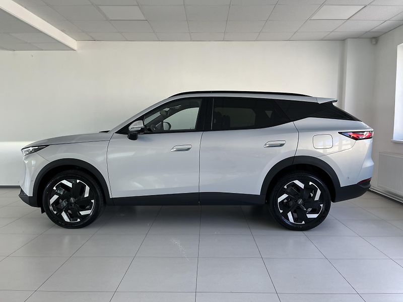 Omoda 7 (2026) 1.6 TGDI PREMIUM - fotka 5 z 15