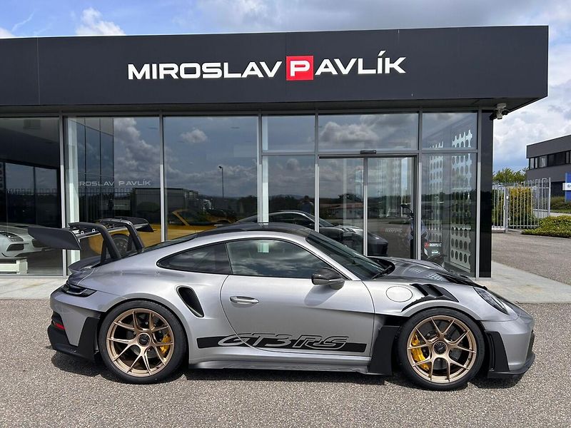 Porsche 911 GT3 RS WEISSACH - fotka 2 z 24