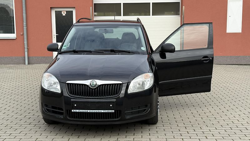 Škoda Fabia (2010) 1.4 16V*63kW*COOL-EDITION* - fotka 20 z 24