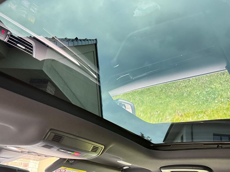 Škoda Superb (2023) III 2.0 TSI L&K 206KW 4x4  - fotka 17 z 23