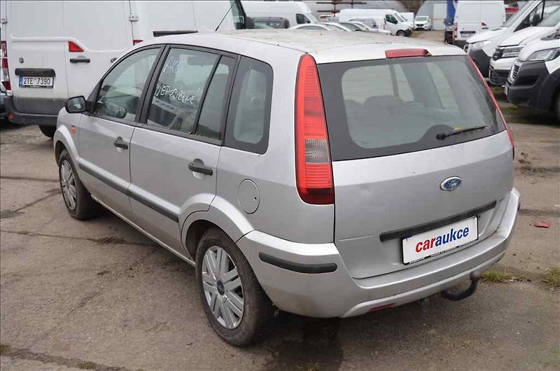 Ford Fusion (2003) 1,4 TDCI 50KW - fotka 6 z 20