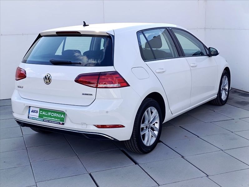 Volkswagen Golf 1,5 TGi  DSG Aut.klima ACC - fotka 7 z 33