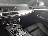 BMW Řada 5 (2012) 530d xDrive GT, 4X4, Automat - náhled 8