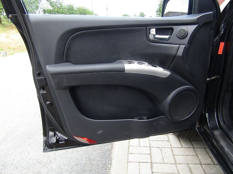 Kia Sportage (2005) 2.0 CRDI 83kW - fotka 18 z 35
