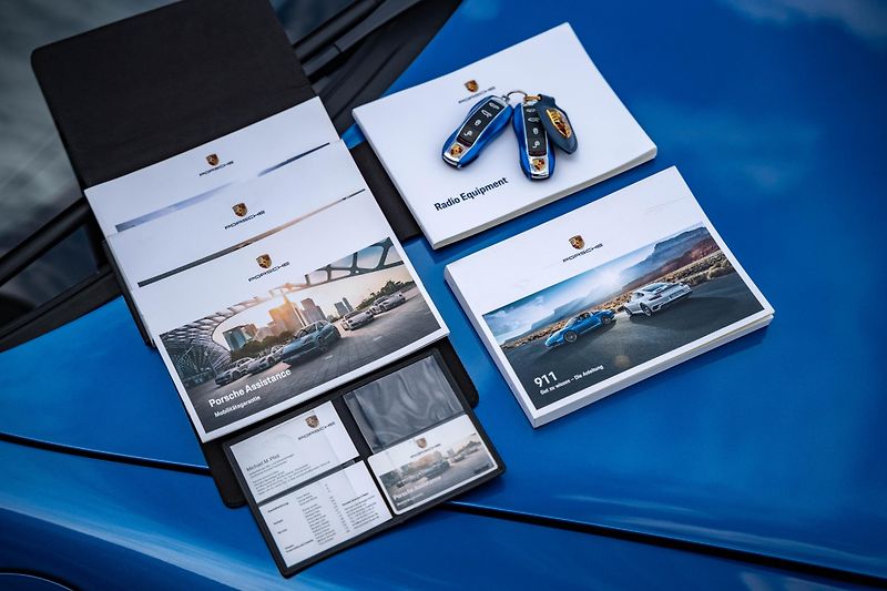 Porsche 911 (2018) 991 4 GTS Targa - fotka 34 z 38