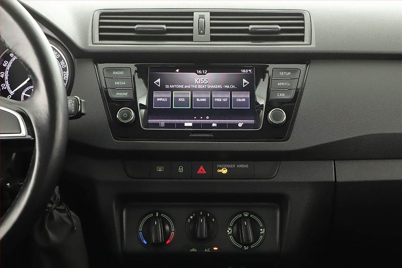 Škoda Fabia (2019) Ambition 1.0 TSI, ČR,1.maj - fotka 9 z 16