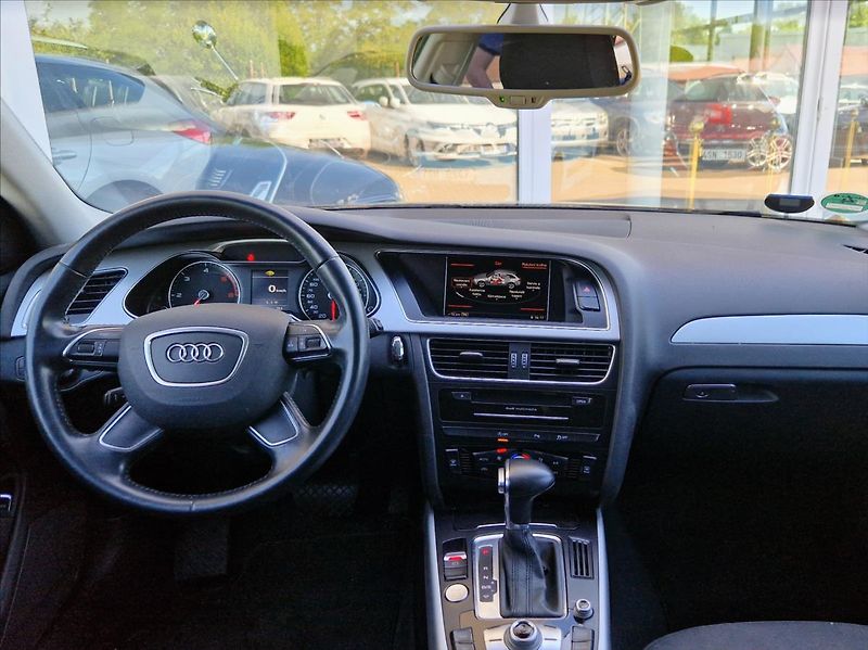 Audi A4 Avant 2,0 d ALUKOLA AUTOKLIMA - fotka 16 z 28