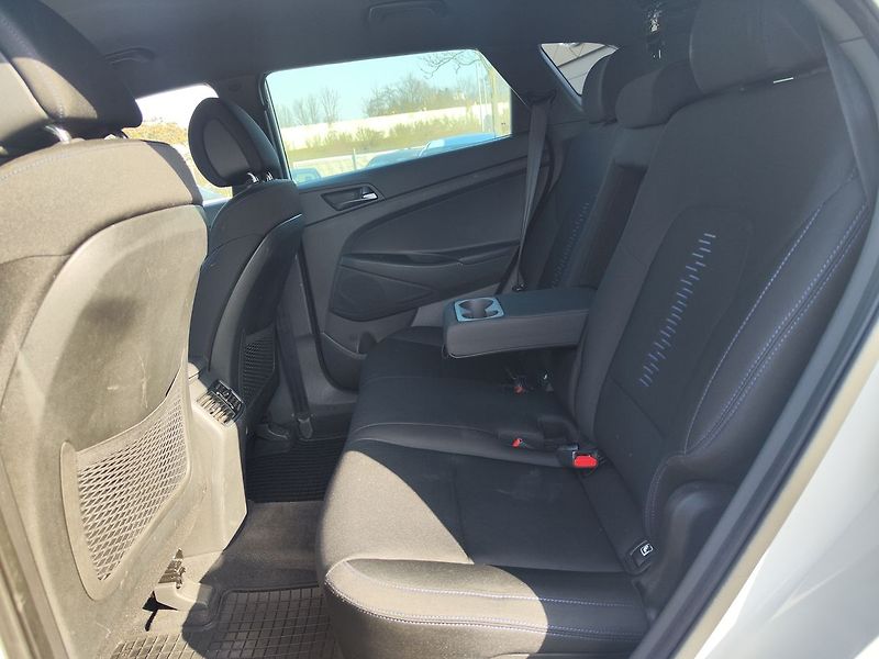 Hyundai Tucson 1.6 T-GDI/130kW Trikolor - fotka 10 z 29