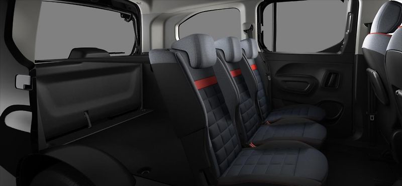 Citroën Berlingo (2026) 1,5 XL 30 LET 130k +ZIM.PNEU - fotka 8 z 8