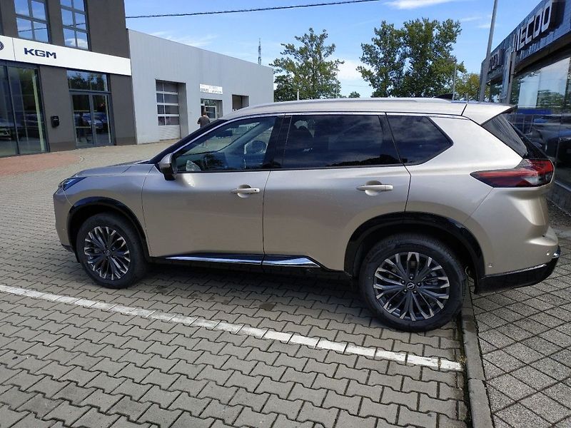Nissan X-Trail E-POWER e-4ORCE TEKNA SKLADEM - fotka 8 z 31