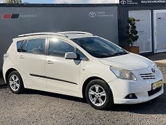 Toyota Verso 2.0D-4D, ČR-2m, Tempomat - fotografie inzerátu