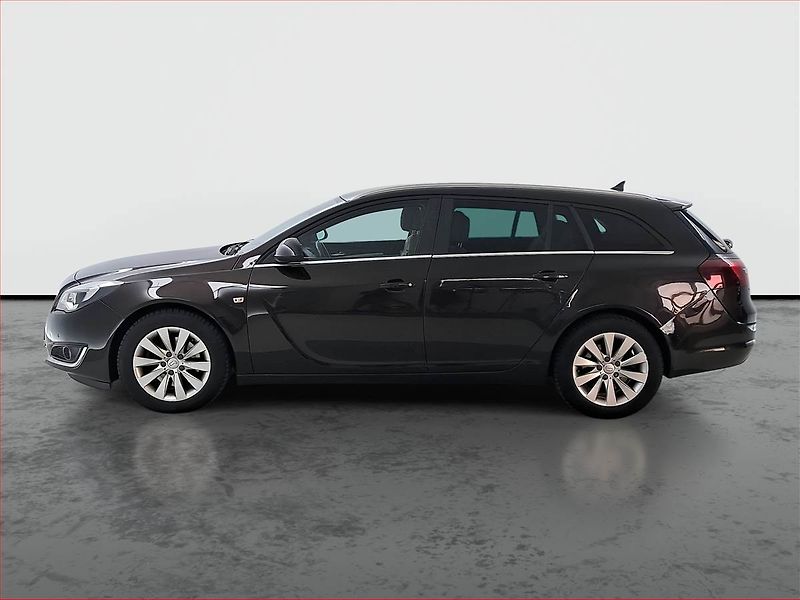 Opel Insignia (2015) 2.0 CDTI, Navi, Xenony - fotka 3 z 17