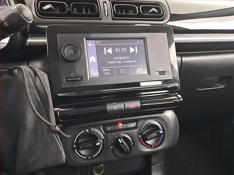 Citroën C3 (2022) Feel 1.2 PureTech, Serv.kniha - fotka 12 z 20