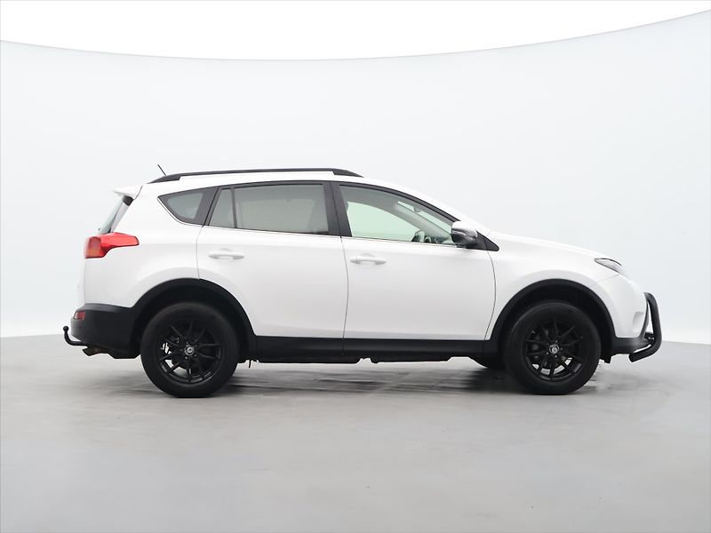 Toyota RAV4 2,0 VVT-i 4x4 Comfort - fotka 8 z 26