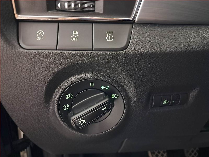 Škoda Fabia (2017) Ambition 1.2 TSI - fotka 17 z 18