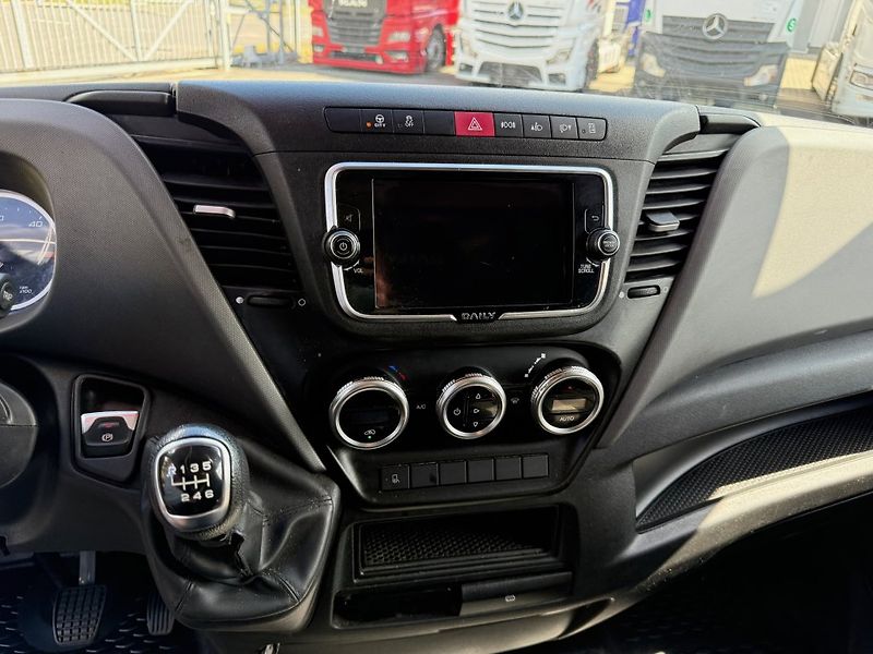Iveco Daily 35S18 12 palet EURO 6 - fotka 13 z 20