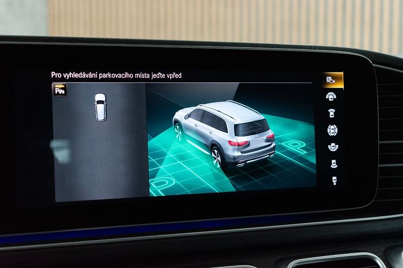 Mercedes-Benz GLS 400d 4M*AMG*AIR*TAŽNÉ*ČR 1.MAJ - fotka 31 z 52