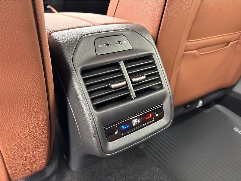 Škoda Superb 2,0 TSI 150 kW L&K DSG - fotka 24 z 30