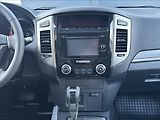 Mitsubishi Pajero 3,2 DI-D 190PS  Instyle-7 4x4 - náhled 26