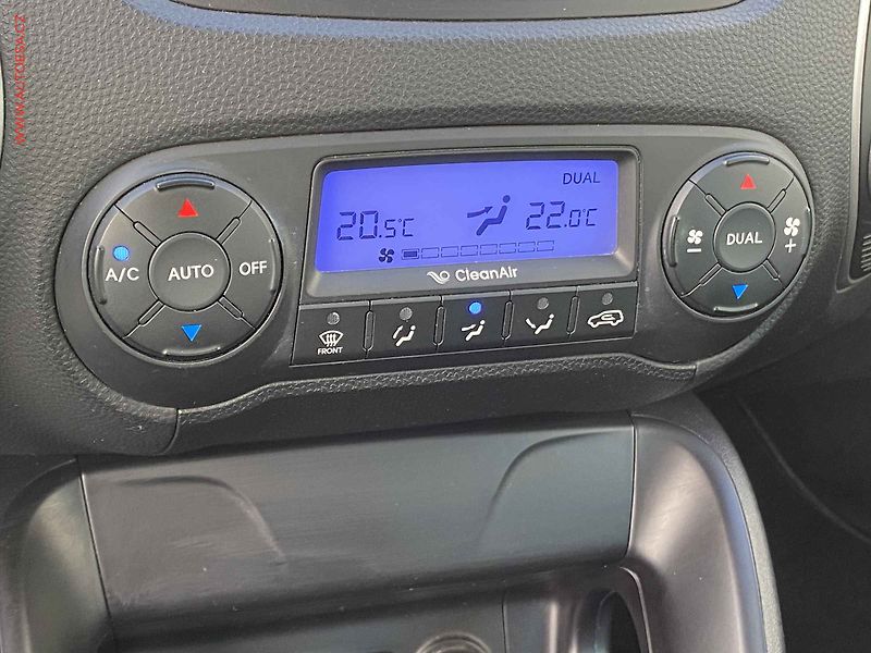 Hyundai ix35 (2013) 1.6 GDi, Park. čidla - fotka 14 z 16