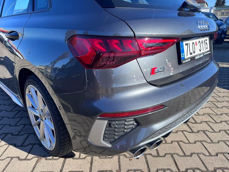 Audi S3 (2022) QUATTRO 2,0 TFSI 228 KW 1 MAJ - fotka 13 z 50
