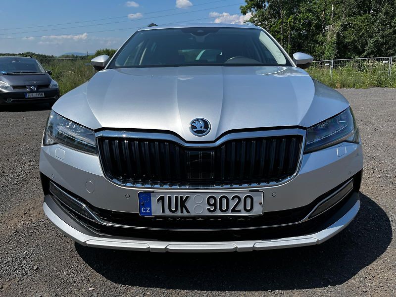 Škoda Superb (2022) Scout 2.0 TDI 4x4  - fotka 2 z 19