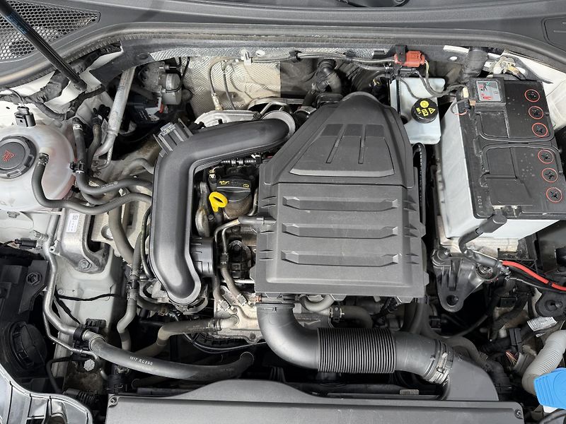 Audi A3 (2018) 1.0 TFSI Sport - fotka 19 z 19