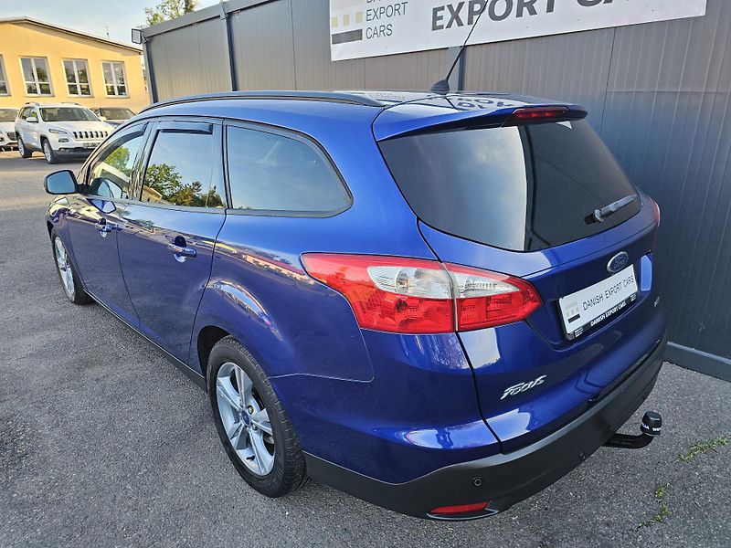 Ford Focus 1.0 92kW,VÝHŘEV,2xKOLA,SERVIS - fotka 14 z 64