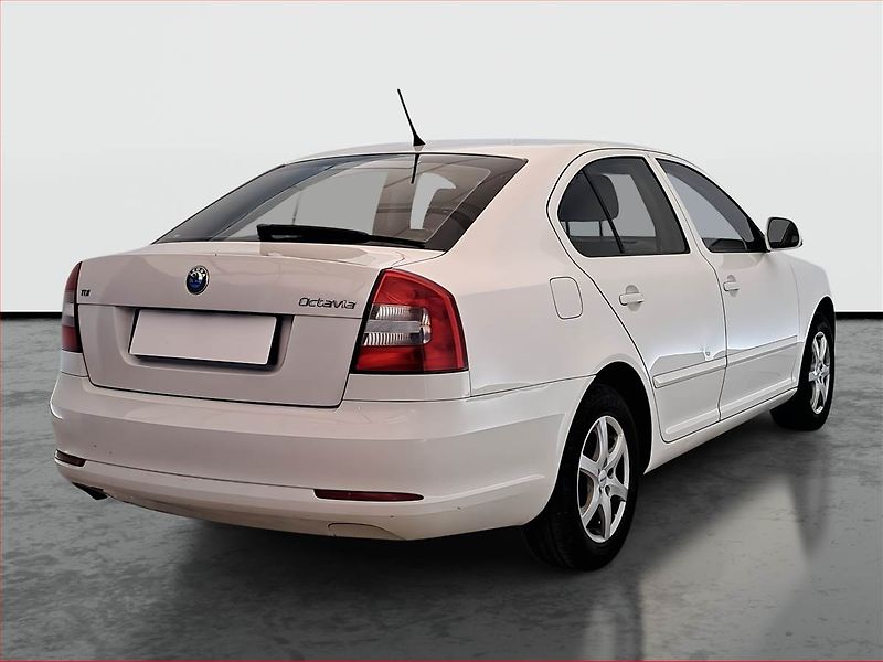 Škoda Octavia (2011) 1.6 TDI - fotka 5 z 12