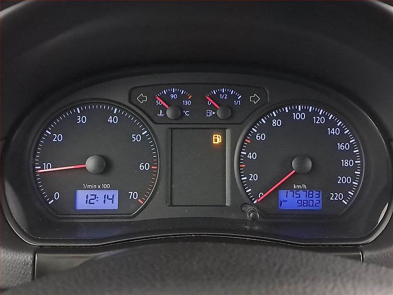 Volkswagen Polo (2007) 1.2, po STK, jezdí výborně - fotka 11 z 14