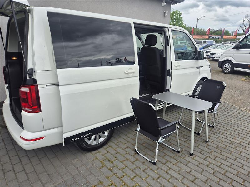 Volkswagen Multivan (2016) 2,0 TDI DSG 110Kw Webasto - fotka 34 z 39