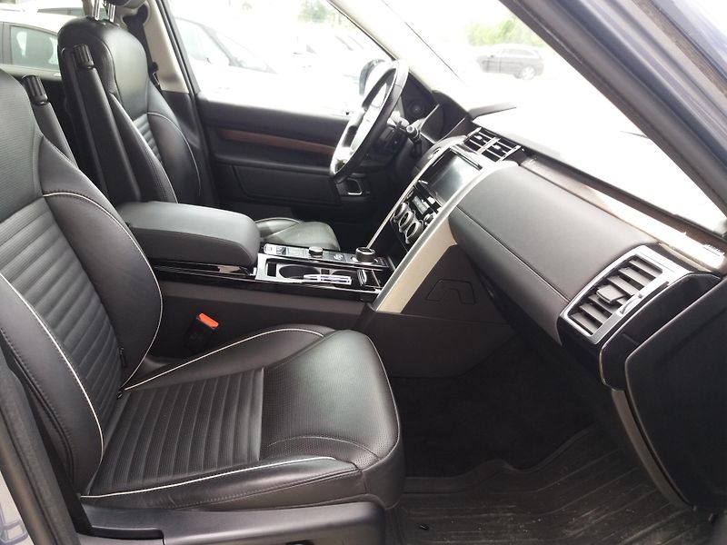 Land Rover Discovery 3.0D HSE Sd6,1.ČR,DPH !!! - fotka 12 z 22
