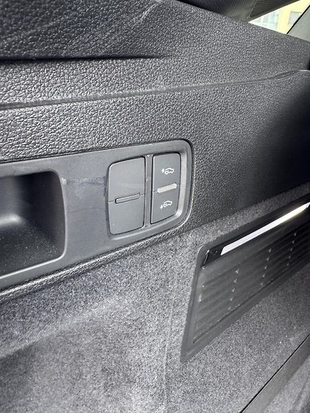 Audi Q5 40TFSi SportBack 1.majitel ČR - fotka 27 z 30