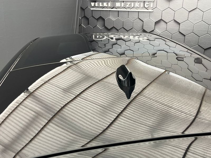 Ford S-MAX 2,5 FHEV Vignale 140KW  7 míst - fotka 40 z 57