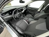 Škoda Octavia 2,0 TDI Combi Ambition Plus - náhled 4