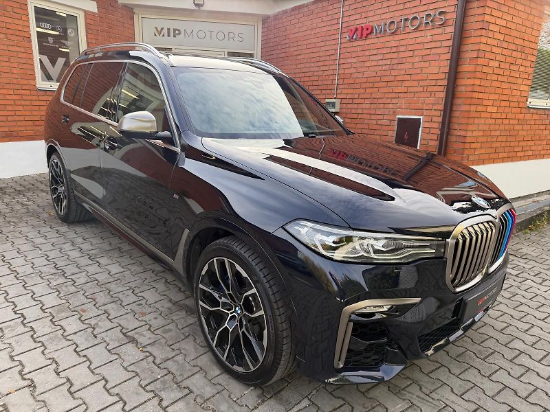 BMW X7 M50xD-R22-PANO-H&K-ČR-TOP STAV - fotka 9 z 53