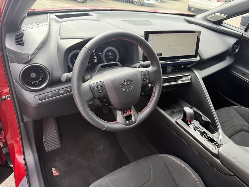 Toyota C-HR 2,0 GR Sport Pre. Edition,4x4 - fotka 7 z 27