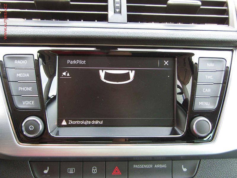 Škoda Fabia (2021) 1.0 TSi, Ambition, LED, AC - fotka 20 z 21