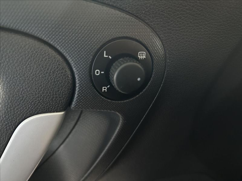 Škoda Roomster 1,6   AUTOMATICKÁ PŘEVODOVKA - fotka 11 z 23