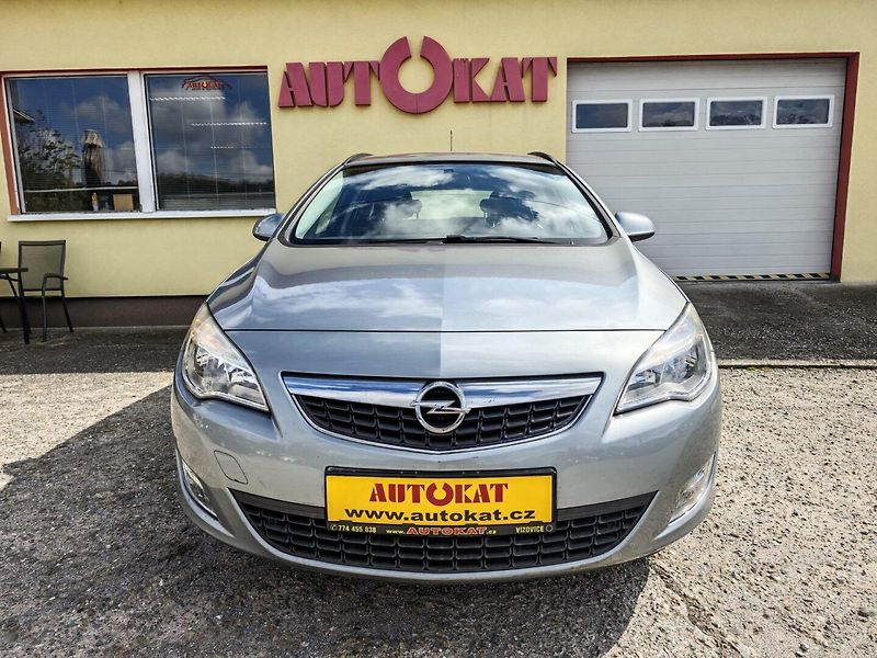 Opel Astra (2012) 1.4i 16V LPG Klima/1MAJ/ESP - fotka 8 z 23
